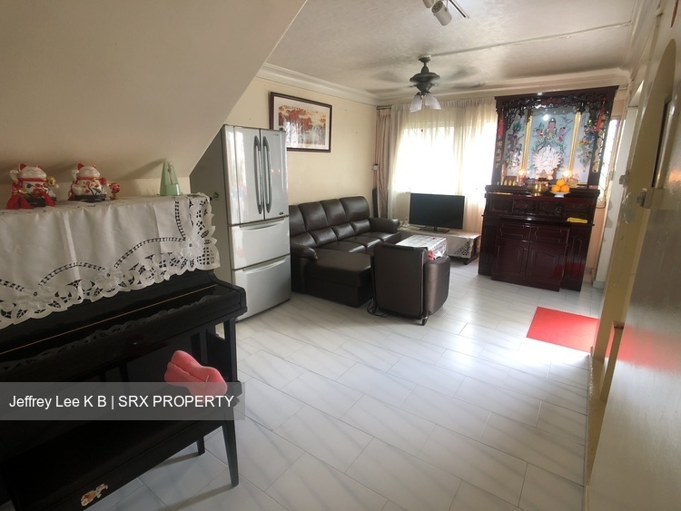 Blk 860 Tampines Avenue 5 (Tampines), HDB Executive #180749412